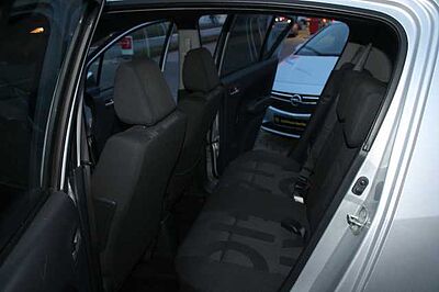 Opel Agila 1.2 Automatik Edition