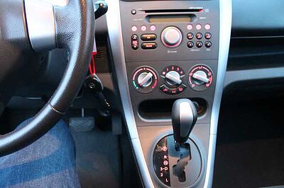 Opel Agila 1.2 Automatik Edition