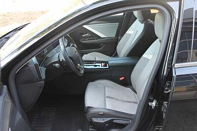 Opel Astra Sports Tourer Plug-In-Hybrid Business Elegance